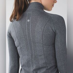 Lululemon Run:  Swiftly Tech 1/2 Zip in Heathered Black